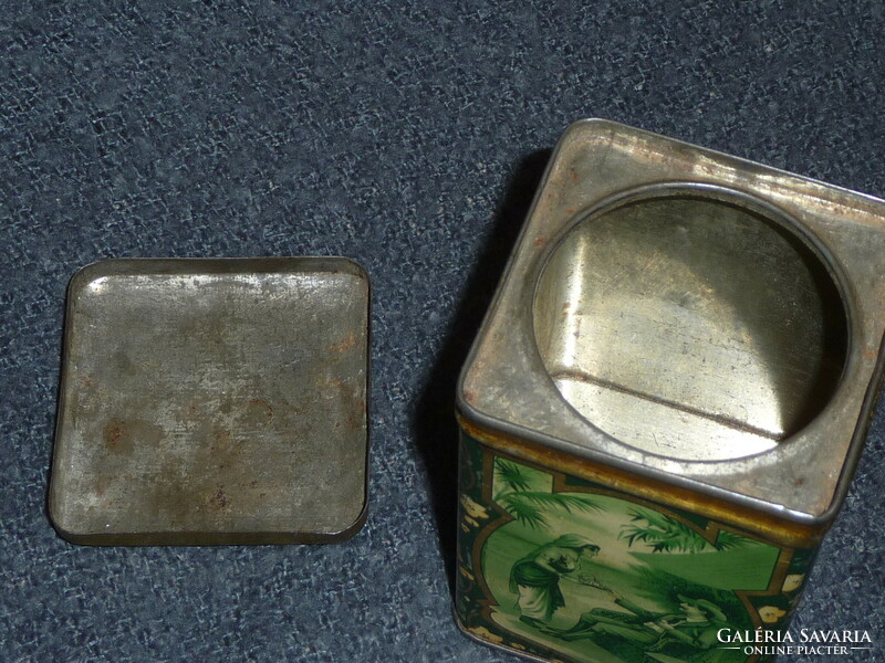 Beautiful antique English tea box tea holder tin box brooke bond ltd london 1/4 pound tea grass metal box