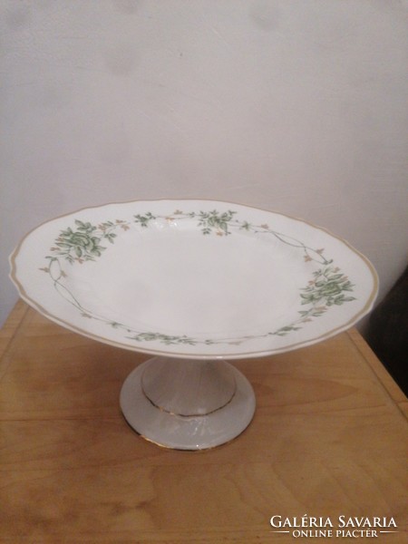 Porcelain cake plate with Erika pattern from Hollóháza