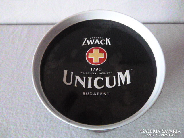 Unicum metal box