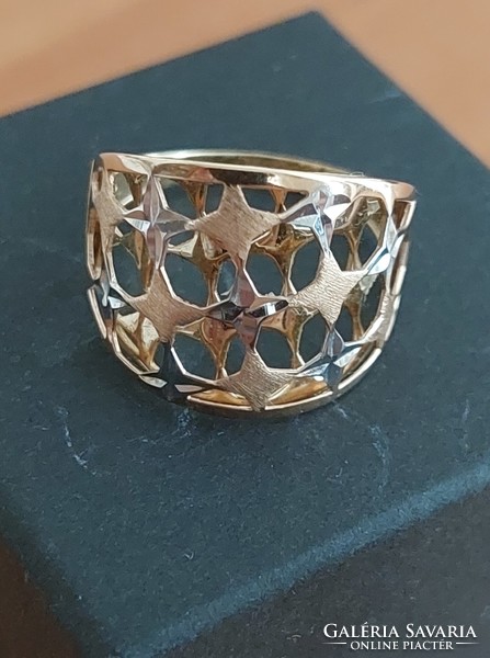 New, never used, 14k tricolor women's gold ring bought in a jewelry store