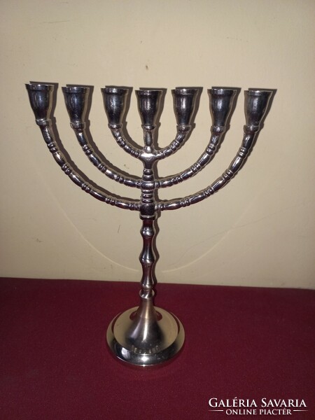 7-branch Judaic menorah