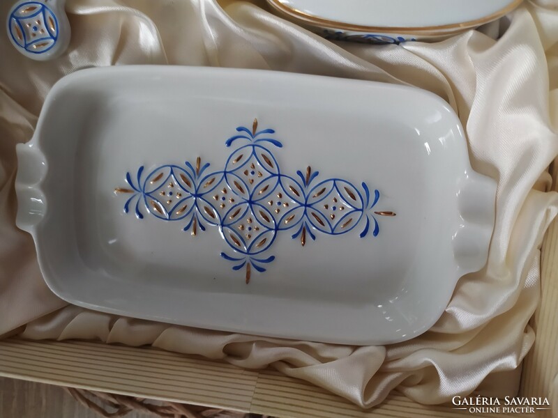 Souvenir porcelain - Hólloházi