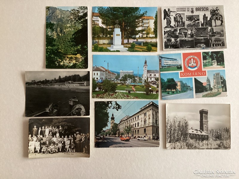 9 postcards. (B).