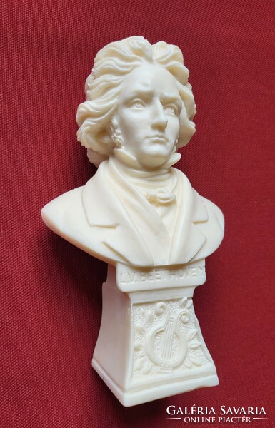Ludwig van beethoven bust bust statue