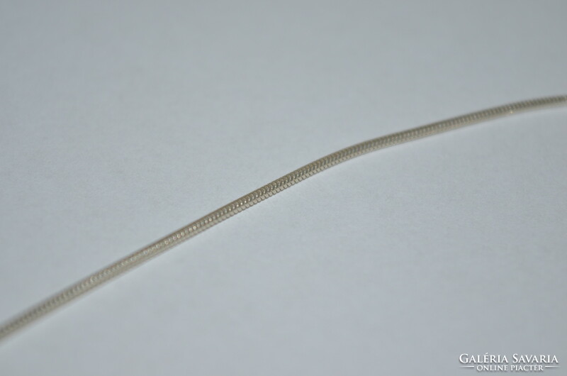 Ezüst hengeres fazonú kígyó nyaklánc