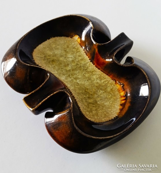 Gyula Végvár ceramic ashtray