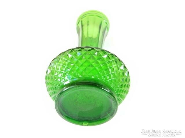 Green crystal patterned vase, well-shaped, elegant ornament