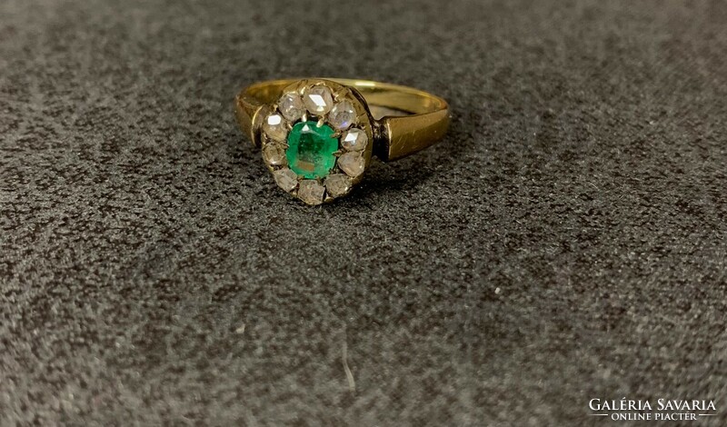 Antik arany smaragd gyűrű  gyémántokkal