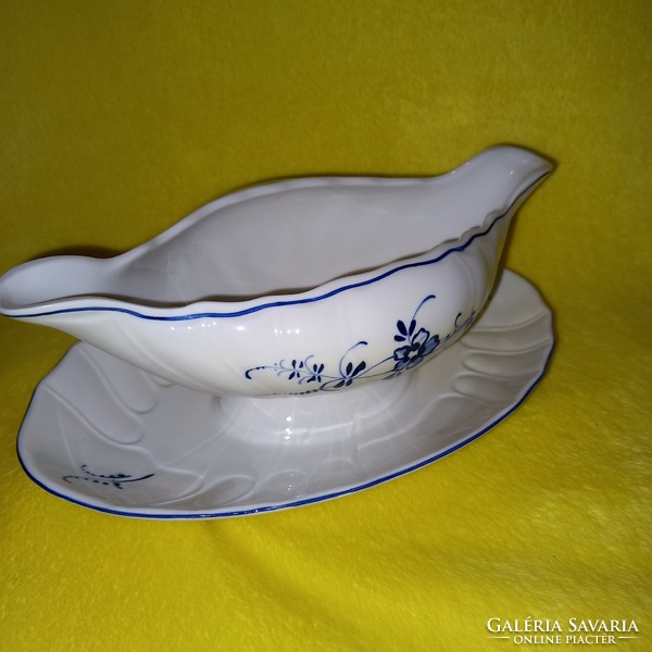 "Villeroy & Boch "  (Luxembourg  ).német porcelán talpas szószos, mártásos, kínáló.