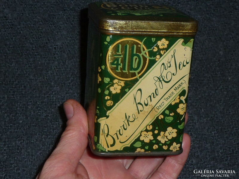 Beautiful antique English tea box tea holder tin box brooke bond ltd london 1/4 pound tea grass metal box
