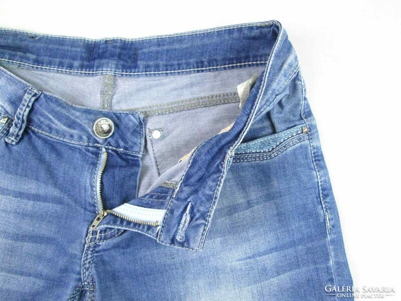Original diesel (w30) women's denim shorts / knee breeches