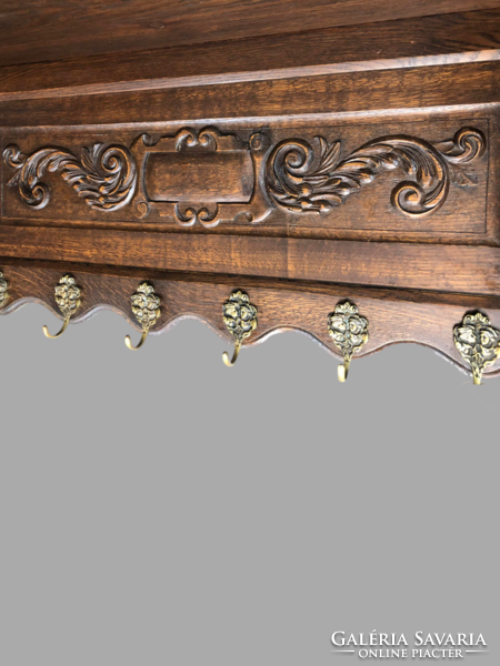 Neobaroque coat hanger