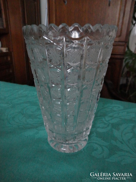 Lead crystal vase /5/