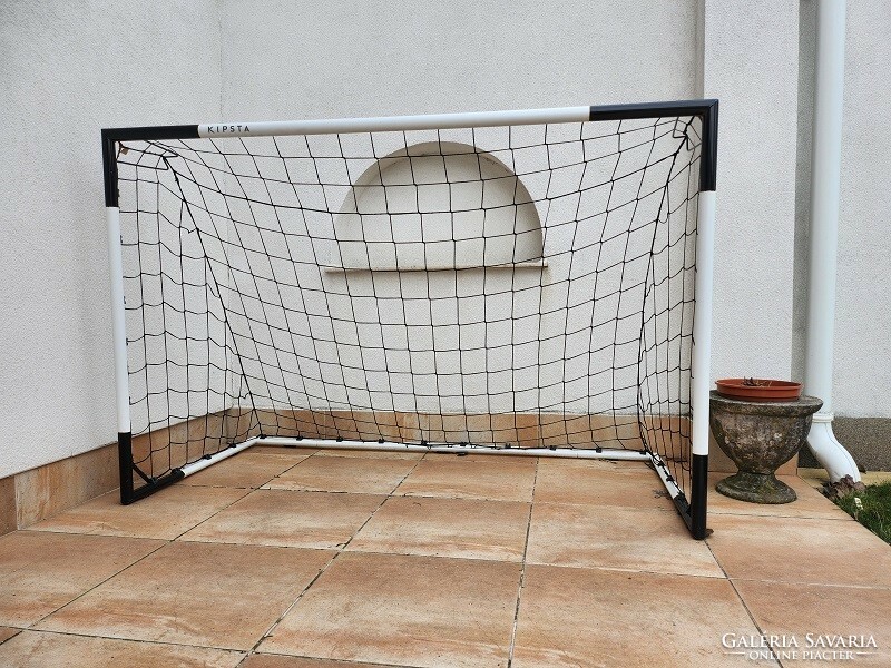 Soccer goal, medium size