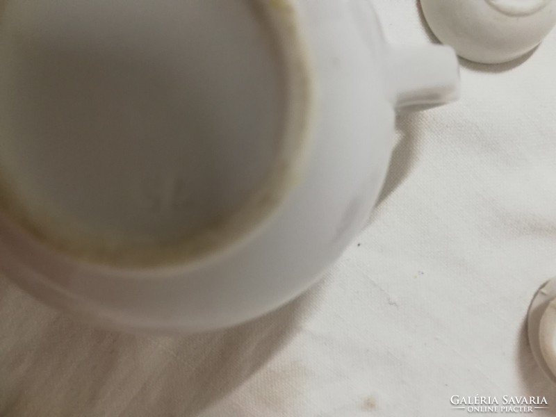 Kisvakond gyerek porcelán teás készlet