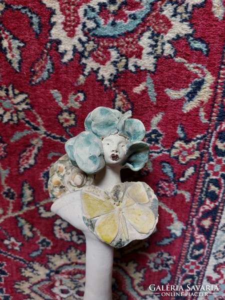 Bedok bea ceramic - female figure ii.