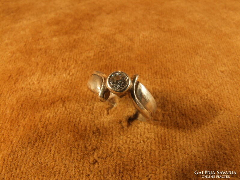 Silver ring (030727)