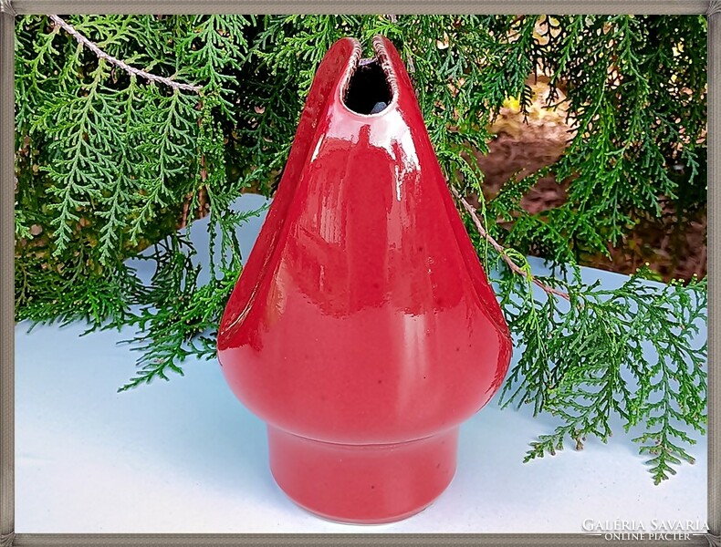 Rare retro special bay ceramic red ceramic vase