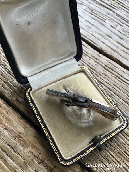 Antik osztrák miniatűr pisztoly