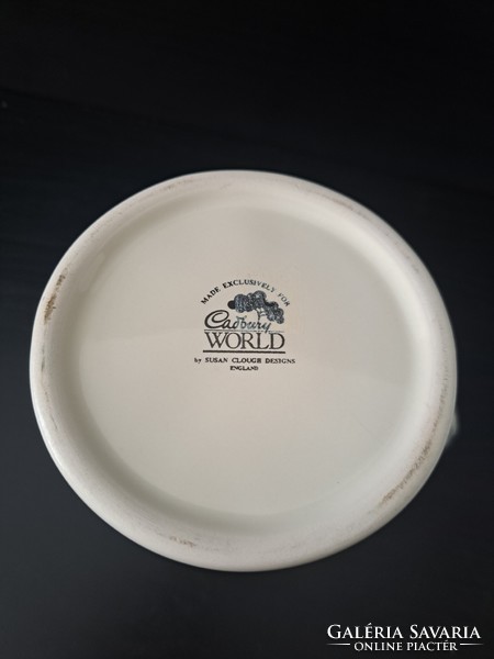 English steam locomotive ceramic jug collector's item