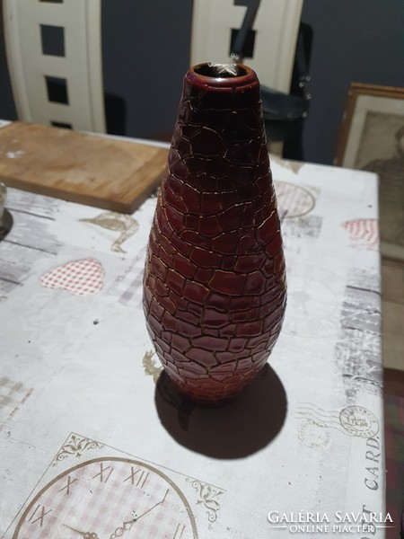 Zsolnay repesztett váza