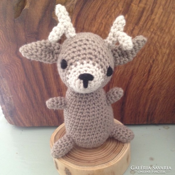 Crocheted deer