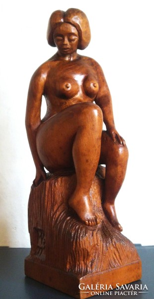 Female nude carved wooden statue