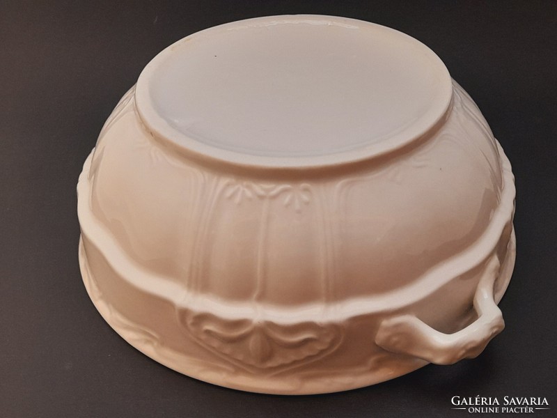 White porcelain scone, coma bowl, with plastic decoration, 20.3 cm