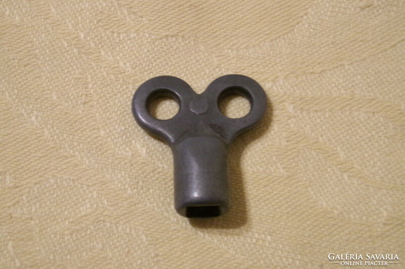 Toy winding key 24mm