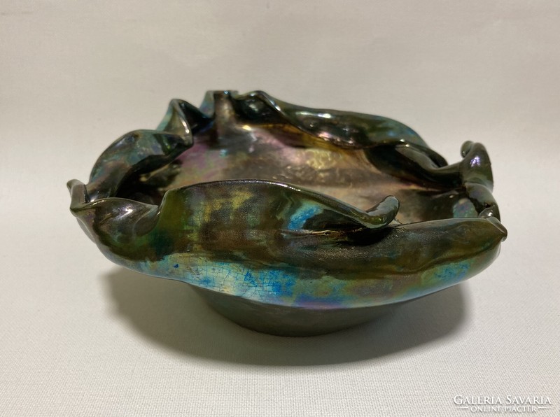 Bukors Julia eosin glazed ceramic centerpiece