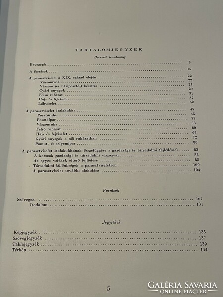 Kresz Mária: Magyar parasztviselet könyv 1956