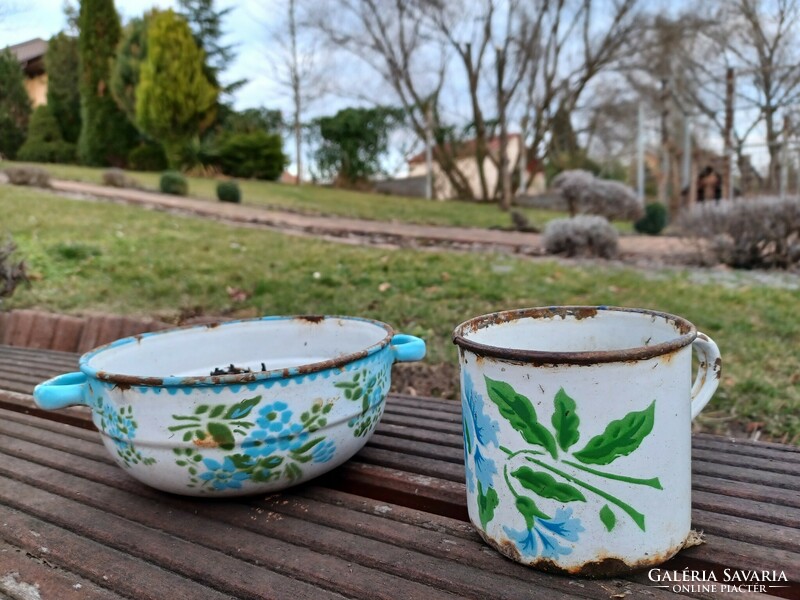Enameled dishes - Hungarian 2 pieces for garden ornaments, vintage