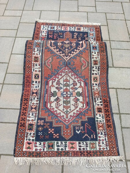 Iráni kézi csomózású szőnyeg  185x68cm..  Alkudható!