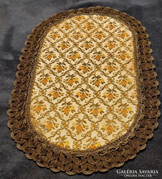 Old oval tapestry tablecloth in display case (l4496)