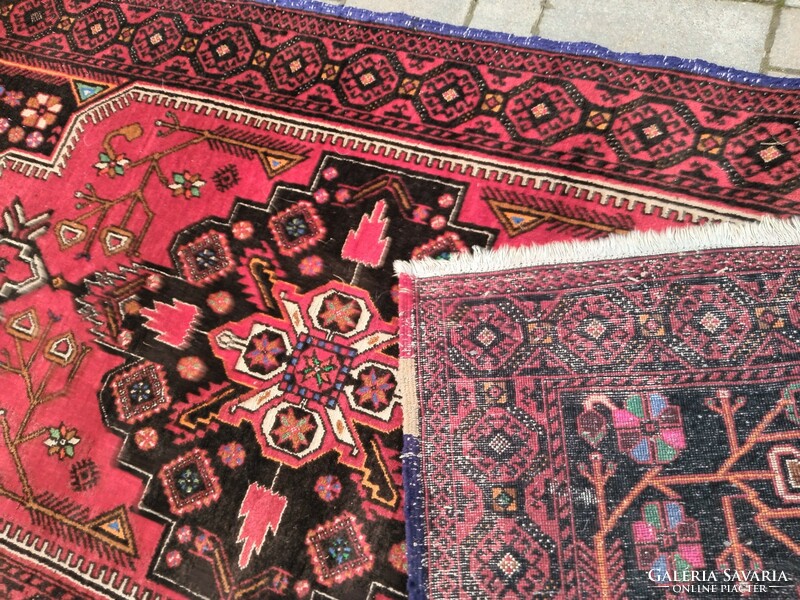 Iráni malayer kézi csomózású szőnyeg. Alkudható!