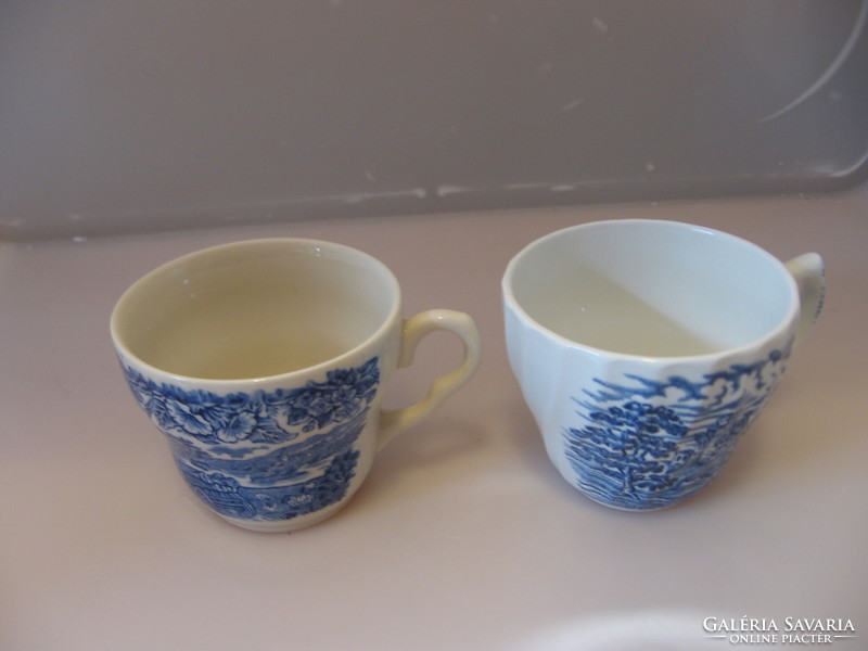 Kék angol szekeres, váras csavart bordás csészék