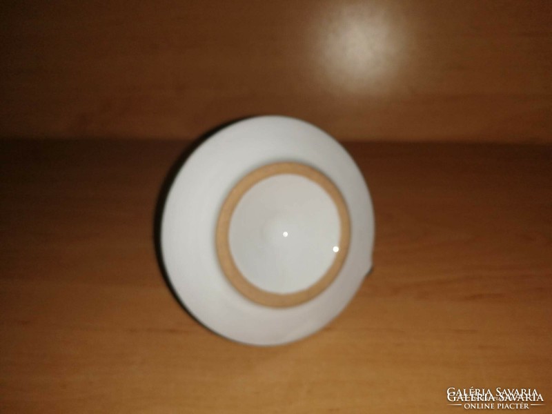 Glazed ceramic walking candle holder (20/d)