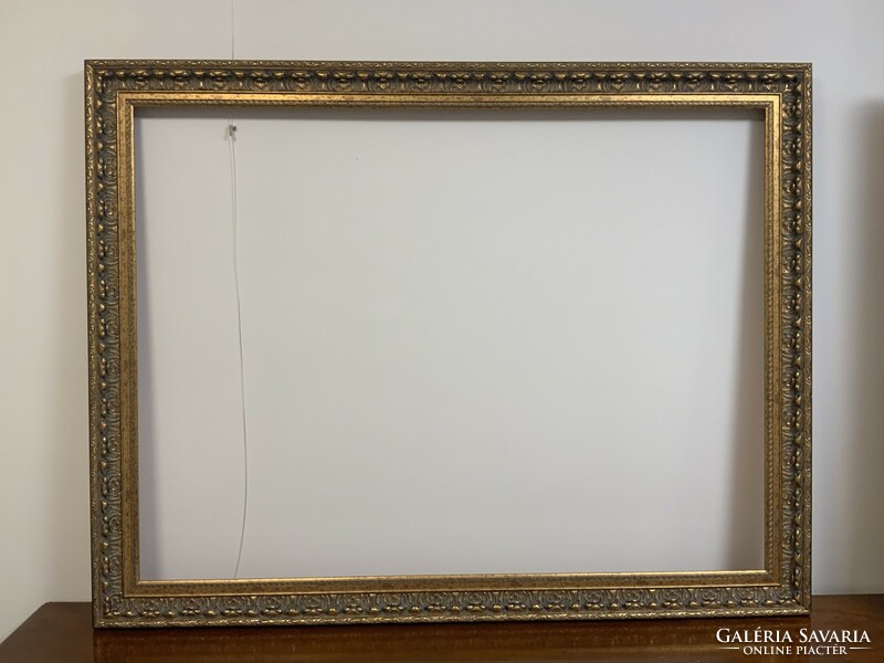 Beautiful and robust wooden picture frame / mirror frame