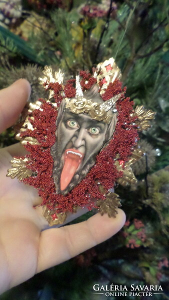 Nostalgia Christmas tree decoration made of old and new papers ./ Krampuszos
