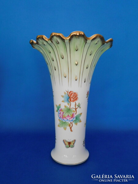 Vase of herring Victoria kála
