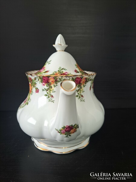 Royal albert old country roses large porcelain jug
