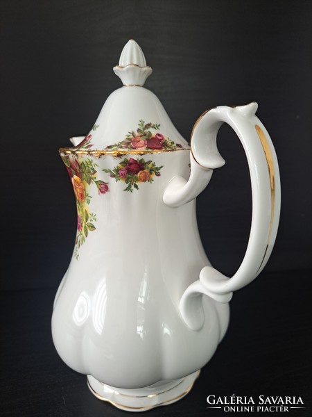 Royal albert old country roses large porcelain jug