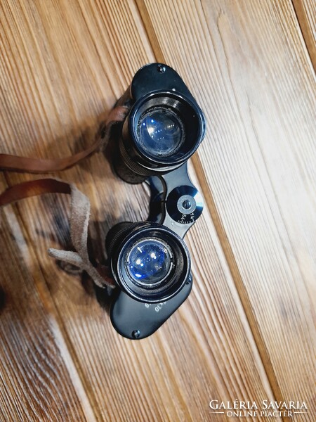 Mom 8x30 binoculars, binoculars, with case
