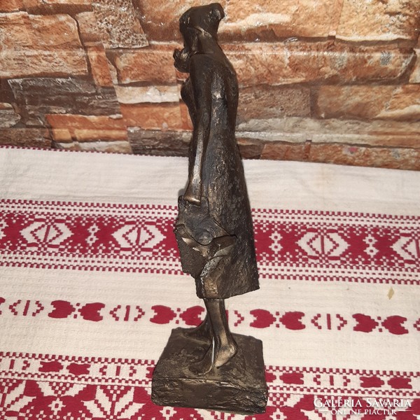 Vera Tummers van Hasselt 1924-2014 Bronze sculpture