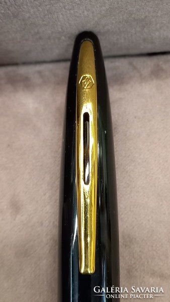 Waterman lacquer black ballpoint pen