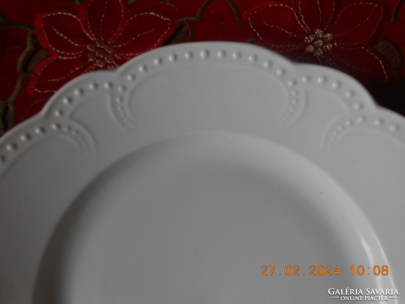 Zsolnay gyöngyös fehér lapos tányér
