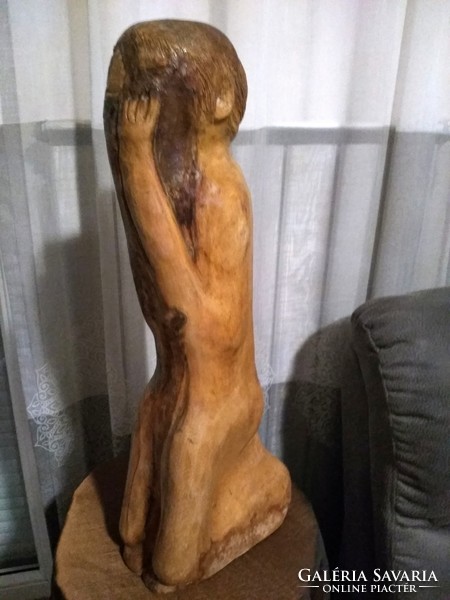 Miklós Jelzett Zzitva / 1916-1995 / wood carved sculpture of mourning