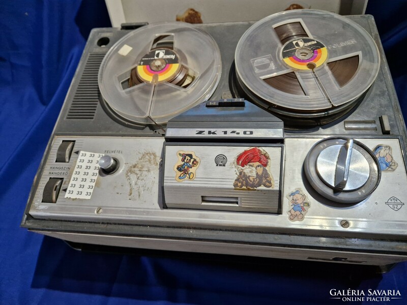 Grundig license zk 140 reel-to-reel tape recorder.