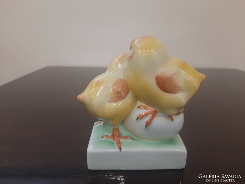 Pair of porcelain chicks from Herend, figure of chicks on eggs 1. Class.