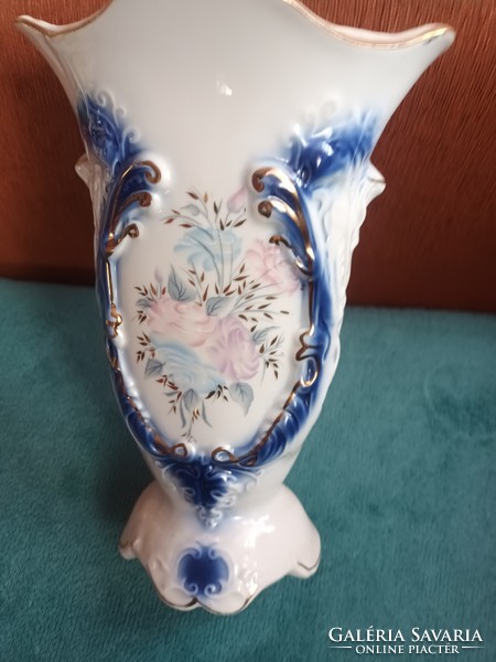 Beautiful large crown regal Romanian porcelain vase with floral pattern decor.